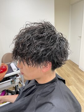 アンダーバーホワイト 南海難波店(_WHITE) ツイストスパイラル