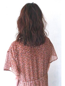 コンビネーション(combination) デジタルパーマ センター分け ナミナミパーマ ミディアム  03