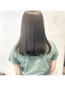 ミント(mint) 【 まろやかなオリーブグレー◎ 】