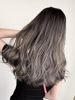 ブリッツレボルト(BLITZ R EVOLUT)&nbsp;☆RyoMatsubaraによる艶々ブリーチデザイン