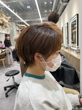 ロンドプロフィール 浦和(Lond profil) 耳掛けショート