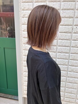 プチメゾントウキョウ(Petit Maison Tokyo) ミルクティブラウン_切りっぱなしボブ