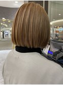 ベージュカラー