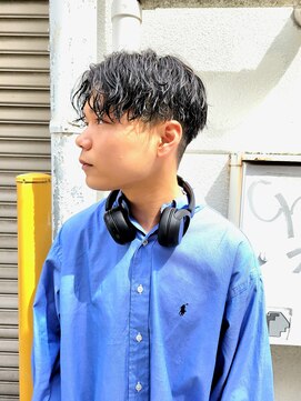 ヘアガーデン オフ(hair garden off) センターパート×波巻きスパイラルパーマ