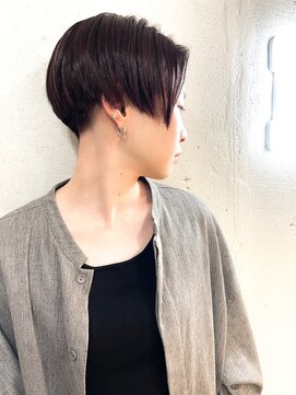 ヘアーワークス ヘルム 渋谷店(HAIR WORKS HELM) [HELM渋谷]前下がりショート