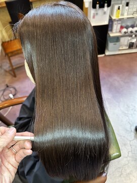 リリアン(Ririan) 【橋本】うる髪フルカラー+自社製品髪質改善トリートメント