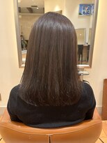 ビュートリアム265(BEAUTRIUM 265)&nbsp;マロンベージュ ミディアムボブ ツヤ髪スタイル 切りっぱなし