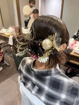 着付けヘアセット専門店 ウィズ(With)&nbsp;アシンメトリー ストレートアップ
