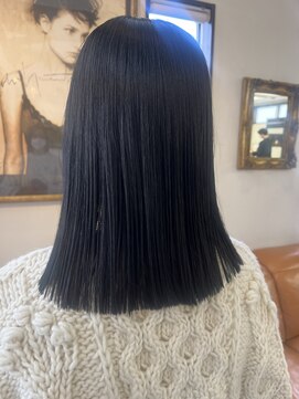 コレットヘア(Colette hair) 【黒髪ミディアムヘア】