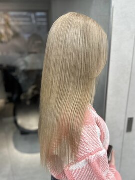 ロンド レア 天神大名店(Lond Le’a) ダブルカラーベージュカラーケアブリーチハイトーンカラー韓国