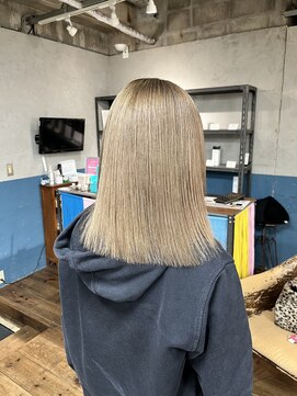 ビューティアンドトリップ クイーンズグッドプラン(Beauty&Trip QUEENS Good Plan) アッシュベージュ