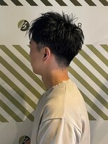 バーバーバー アカバネ(BARBER-BAR AKABANE)&nbsp;ビジネスシーンにも爽やかアップバング 黒髪ショート#2