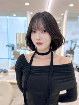 マウル 栄(MAEUL) ネビージュ　小顔に見せるヘア　ワンレン　ボブルフ