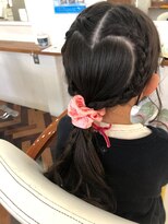 ヘアーアンドメイクアップモパ キッズヘアスタイル
