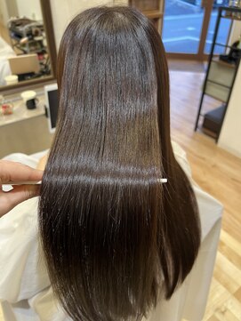 ルヴェール(Le Vert) 艶髪◎酸性ストレート