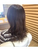 クセを活かしたやわらか質感のナチュラルウェーブ