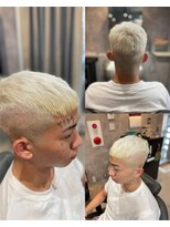 メグロバーバーショップロッポンギ 目黒六(MEGURO BARBER SHOP 6PPONGI)&nbsp;金髪×クロップ