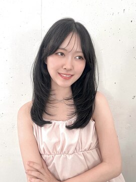 ビーチ(BEACH) ふわっと動くナチュラルレイヤーグレージュカラー