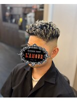 ラムール&nbsp;ミドルスキンフェード