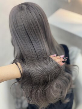 ワイドバング/ホワイトブロンド[髪質改善/ヘアセット/大宮]