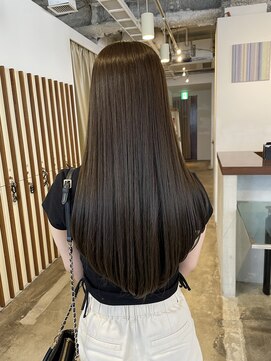 柔らかオリーブベージュ