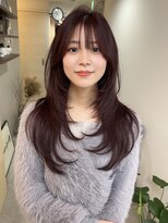 クイ(quii) 韓国トレンドのハッシュカット×ボルドーカラー