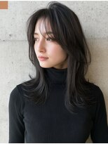 ノラ ウメダ(NORA UMEDA) 透明感のあるナチュラルレイヤースタイル