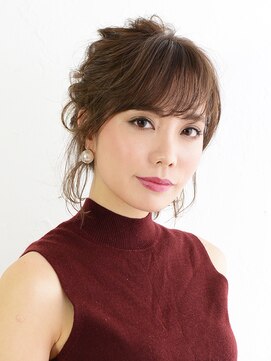 ヘアアンドメイク アース 聖蹟桜ヶ丘店(HAIR&MAKE EARTH) ミディアムでもOK！くるりんぱで魅せる愛されデートスタイル