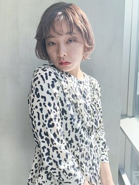 アルバム 銀座(ALBUM GINZA) ガーリーボブ_ウェーブパーマフォギーベージュ耳かけ_97301