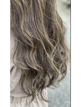 ミュウ(Private hair salon Miu) スモーキーアッシュ（ハイライト）