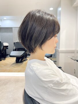 グラフ 銀座(GRAFF) 大人可愛い20代30代前下がりショート_ボブ【GRAFF銀座】