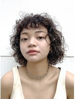 ビュートリアム 福岡(BEAUTRIUM)&nbsp;スパイラルパーマのカーリーボブヘアー