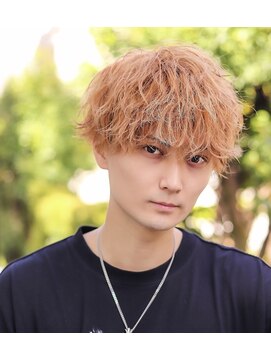 トゥルークリエイション 渋谷(True Creation SHIBUYA) 相性抜群の無造作ハイトーン