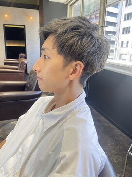 ナイン(N INE.) グレー・アッシュ・シルバー