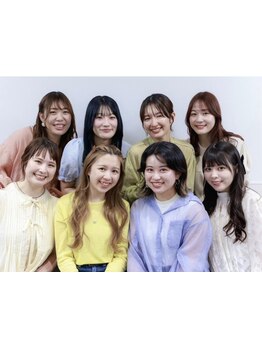 お仕事終わりにホッと一息つける空間[apish]女性ならではの目線で魅力を最大限に引き出したスタイルに♪