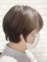 ヘアークリアー 蕨 丸みシルエットで小顔見せナチュラルショート