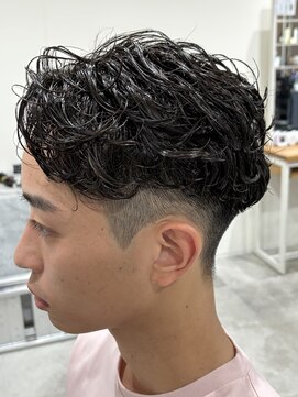 レボ(Revo) 外国人スタイル!ガイルパーマ