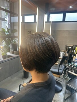 ニマルニーニー バイ ヤスオカ(2022 BY YASUOKA) ３０代　ショートスタイル