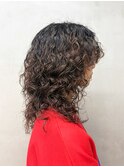 くるくるパーマハードパーマカーリーヘアウルフパーマ癖毛パーマ