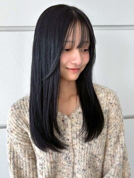 ブルーブラック ブルベ ブリーチなしカラー レイヤーカット