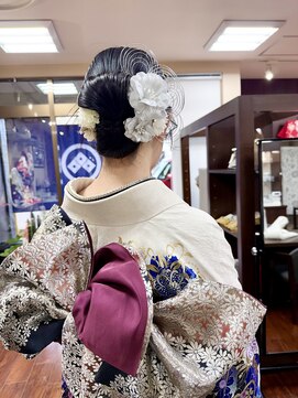 美髪 ヘアサロン(美髪 Hair salon) 振袖着付け