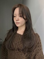 イリ(iLi) 【iLi×Ryong】レイヤーカット/ハッシュカット