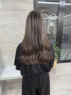 リュストル 町田(LUSTRE) 暗めハイライト