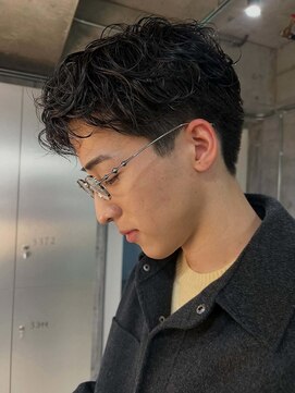 ナヌーク シブヤ(nanuk shibuya) メンズパーマルーズパーマニュアンスパーマフェザーパーマ