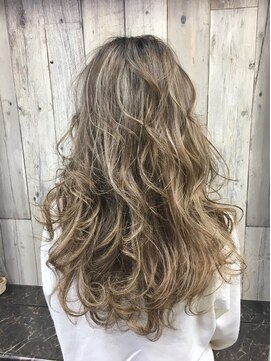 レーヴ リゾート 池袋(Reve resort) 小顔 ことりベージュ ウォーターフォール