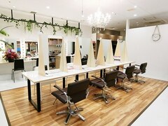 ヘアカラー専門店　LaLaカラーズ　MEGAドン・キホーテ店