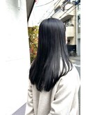 ブルーブラックでトーンダウン♪