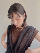 ムク 甲府(muku.)&nbsp;ミディアムヘア/斜めバング/グレージュカラー/甲府駅