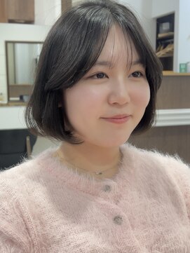 ビュー フクオカ(VIEW FUKUOKA) モードに大人可愛いダークアッシュイメチェンショートボブ