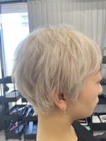 ルポ バイ モイ(Repos by MOI)&nbsp;ホワイトカラー×ベリーショート